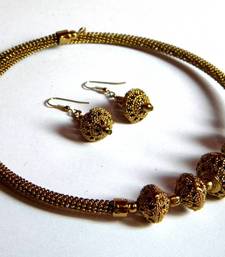 Buy golden hasli Necklace online 